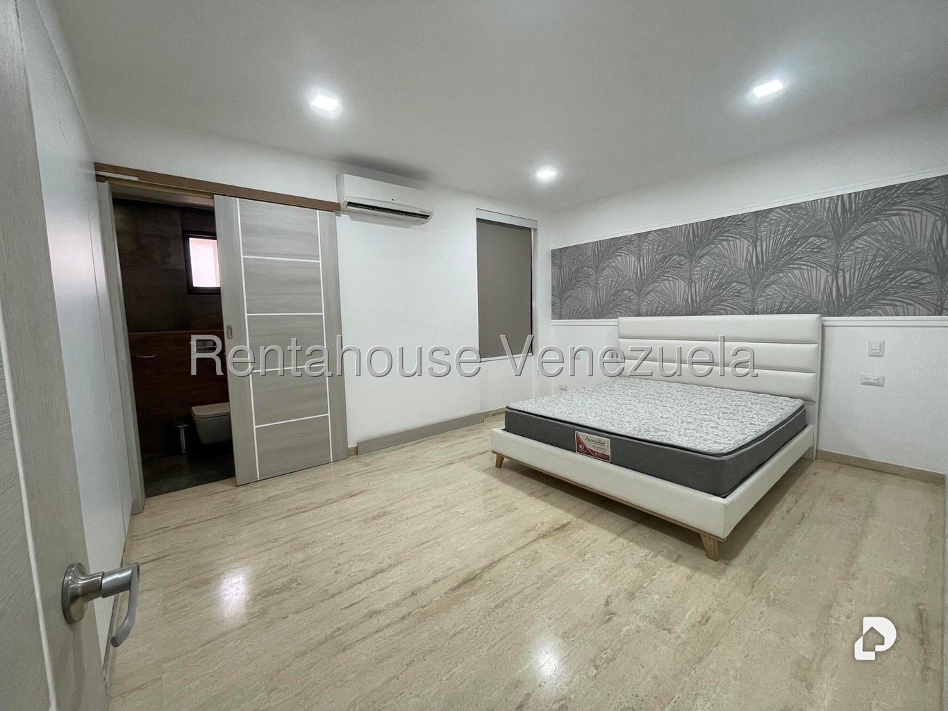 Apartamento en Campo Alegre, Caracas – 11