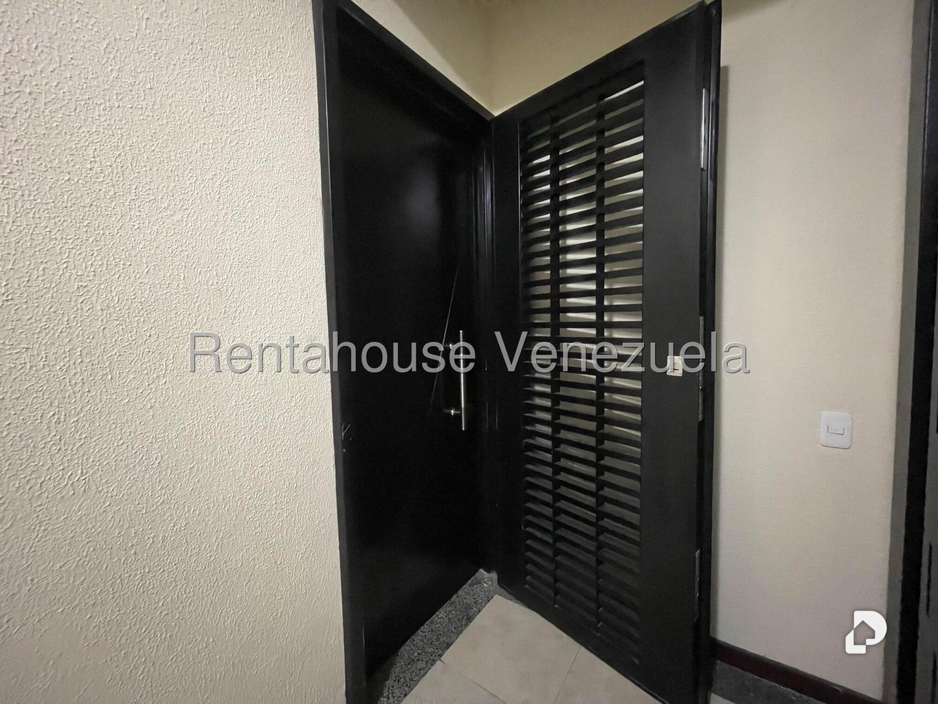 Apartamento en Campo Alegre, Caracas – 20