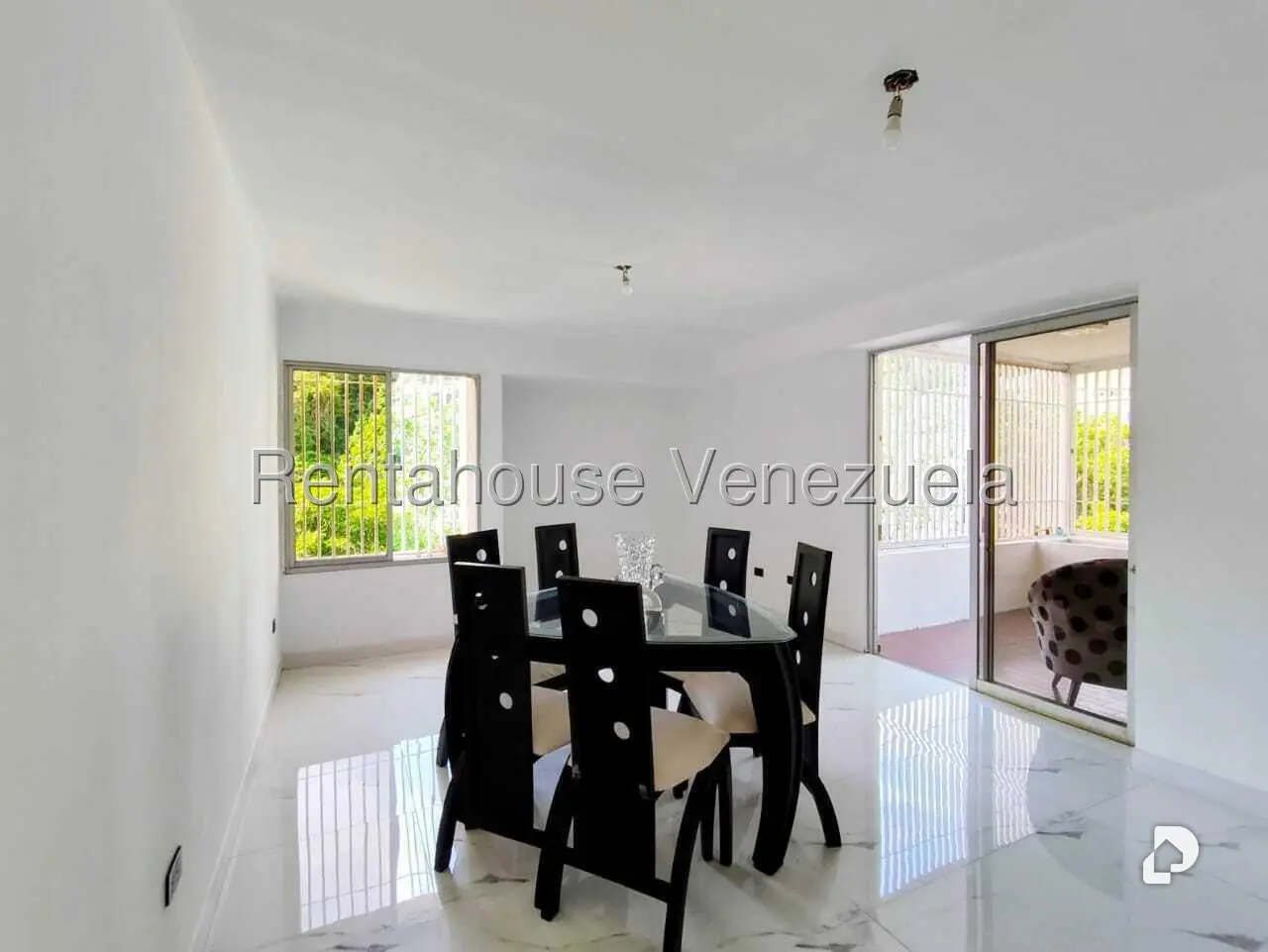 Apartamento en Las Esmeraldas, Caracas – 10