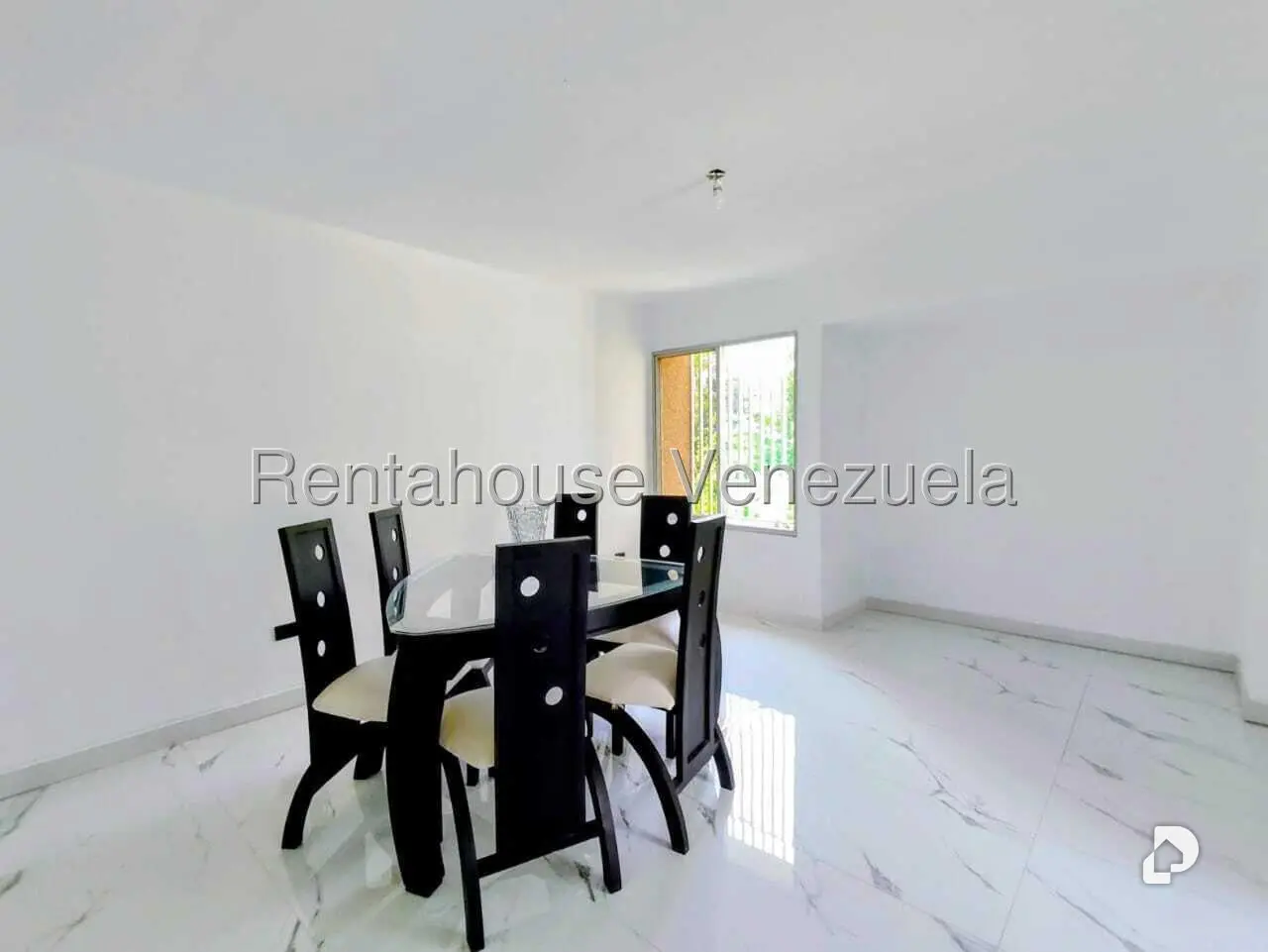 Apartamento en Las Esmeraldas, Caracas – 9