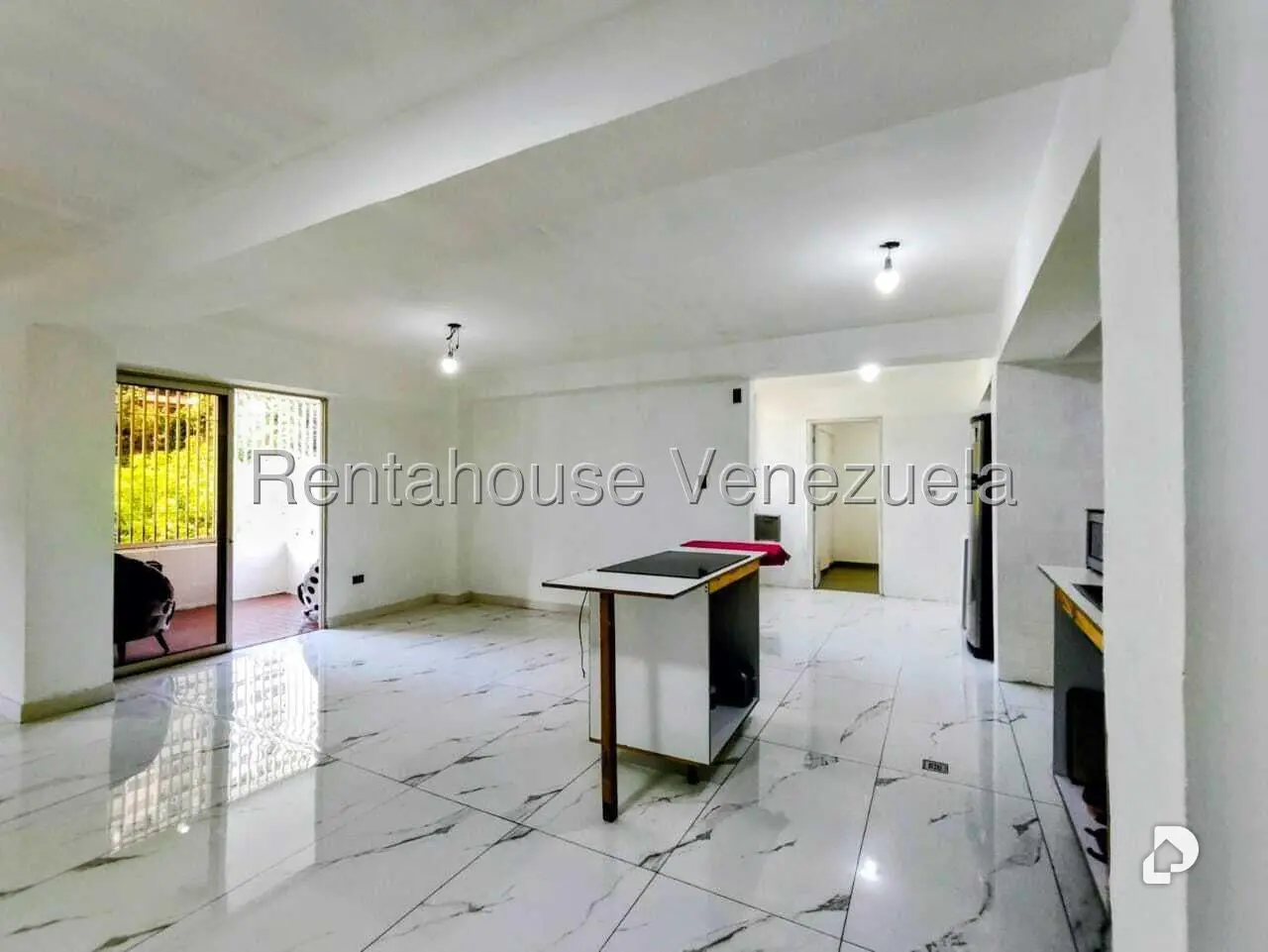 Apartamento en Las Esmeraldas, Caracas – 2