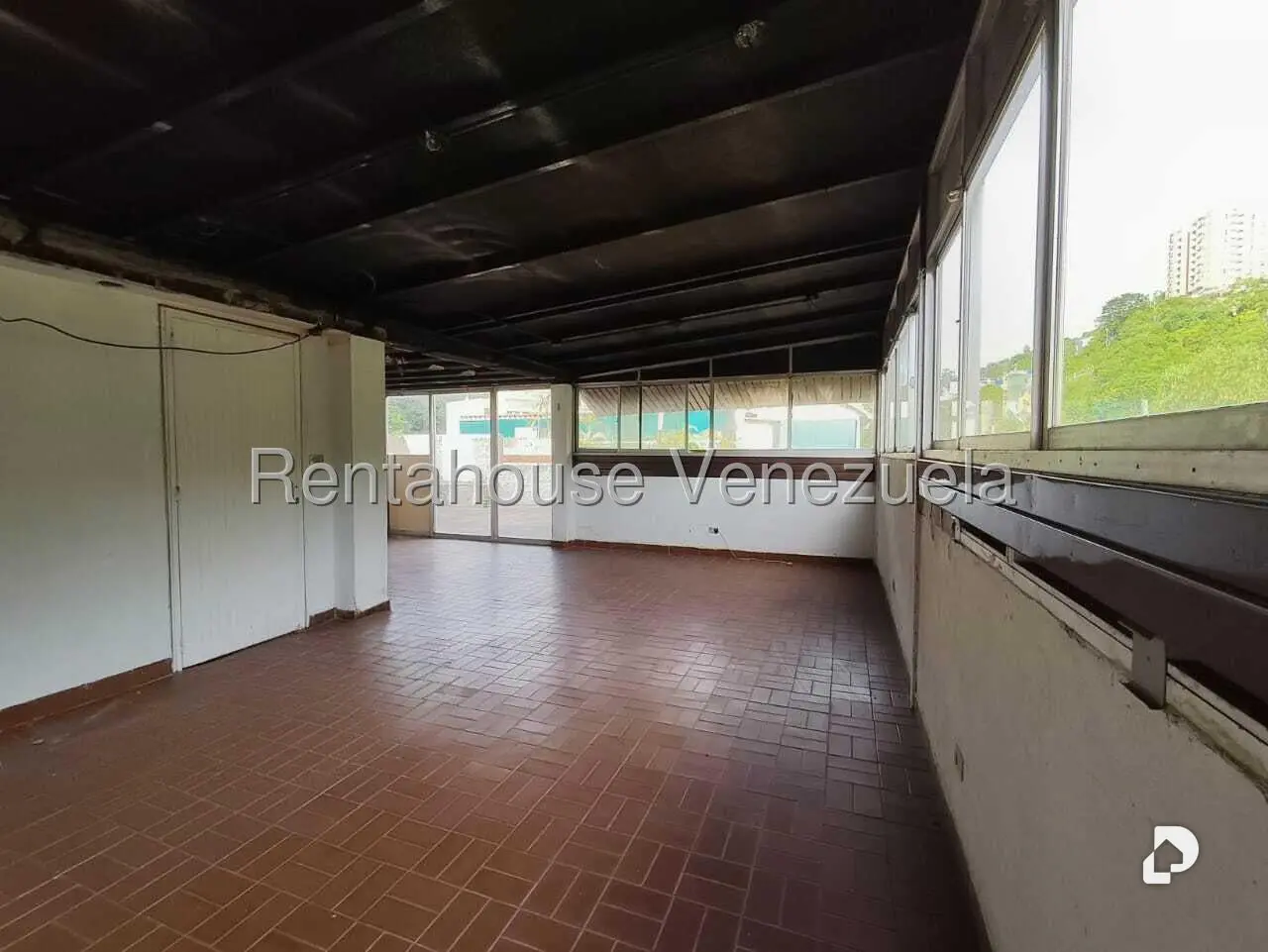 Apartamento en Las Esmeraldas, Caracas – 23