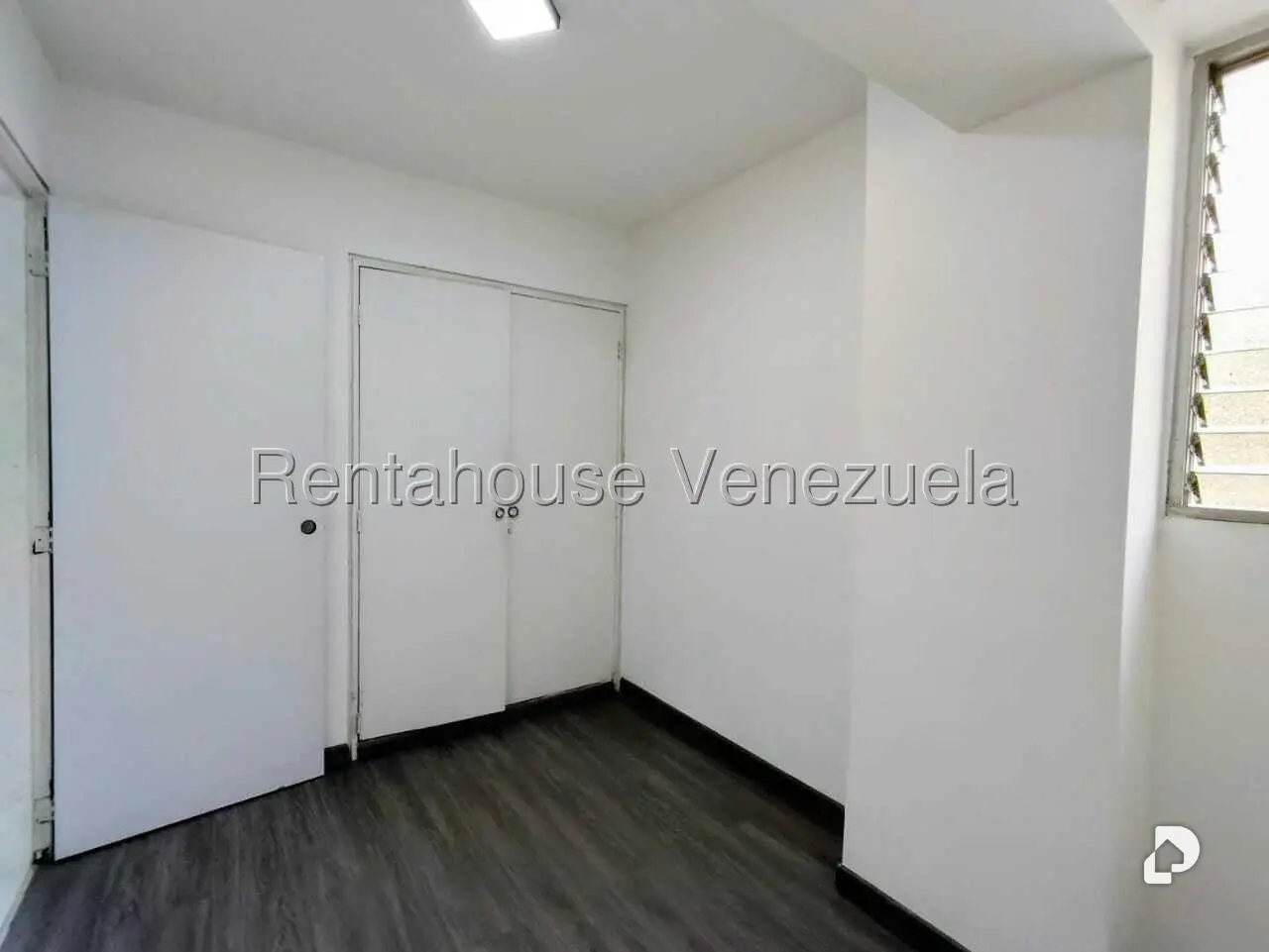 Apartamento en Las Esmeraldas, Caracas – 29