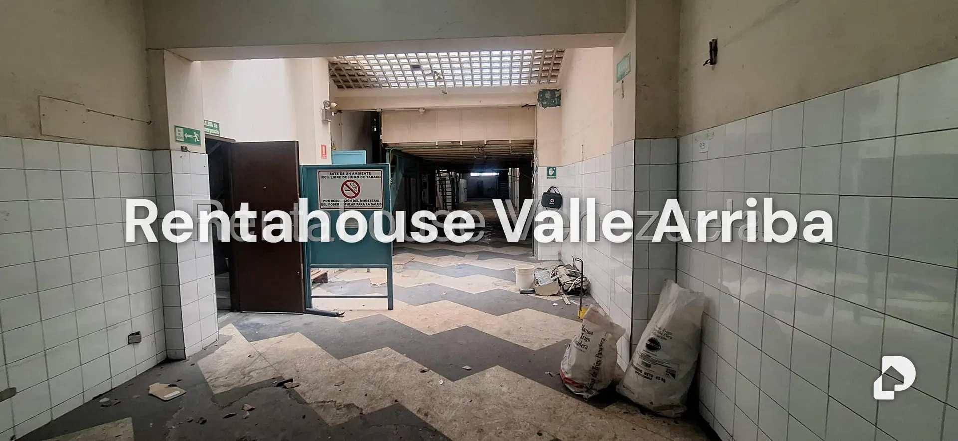 Local comercial en Quinta Crespo, Caracas – 2