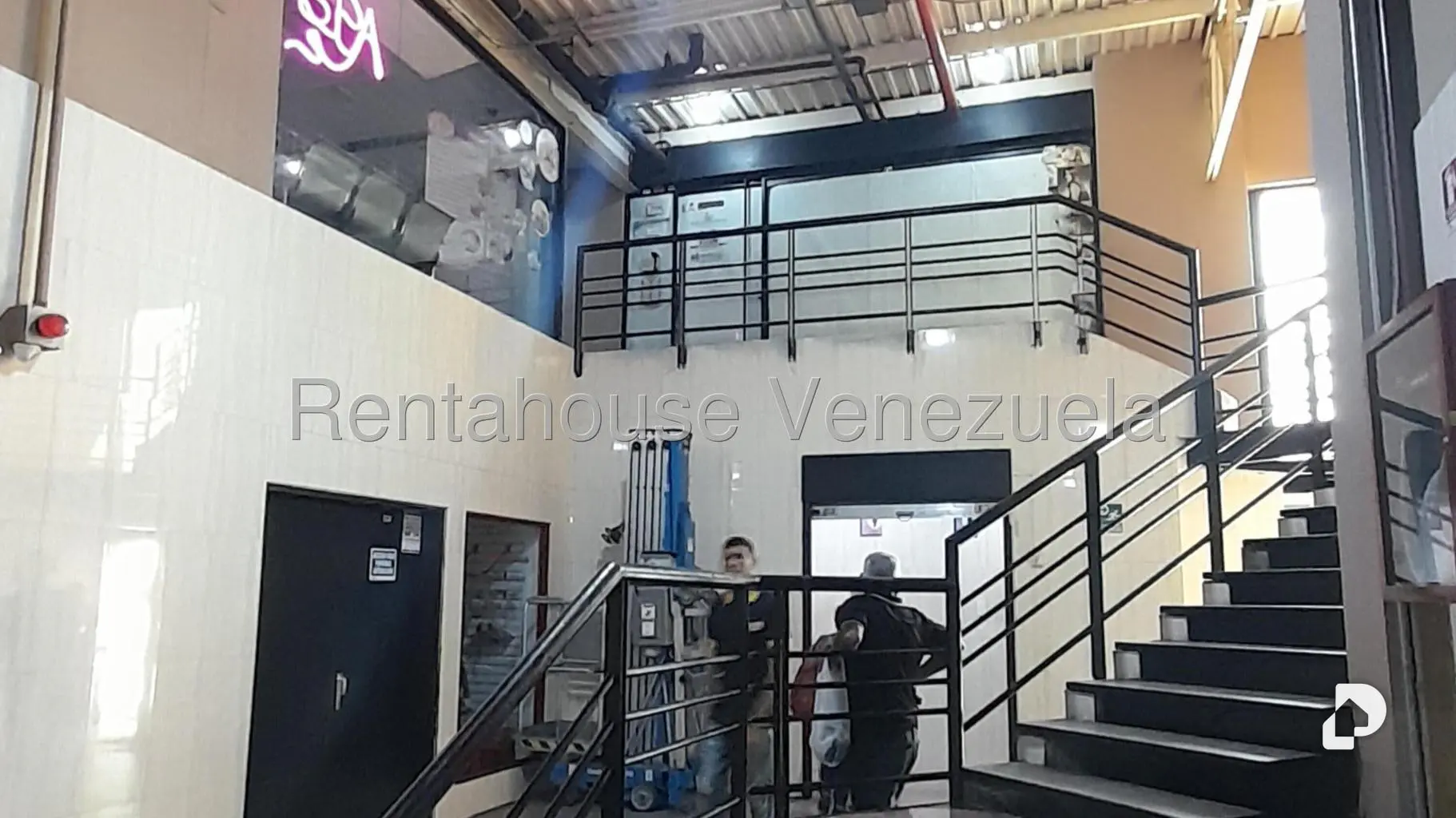 Local comercial en San Pedro, Guatire
