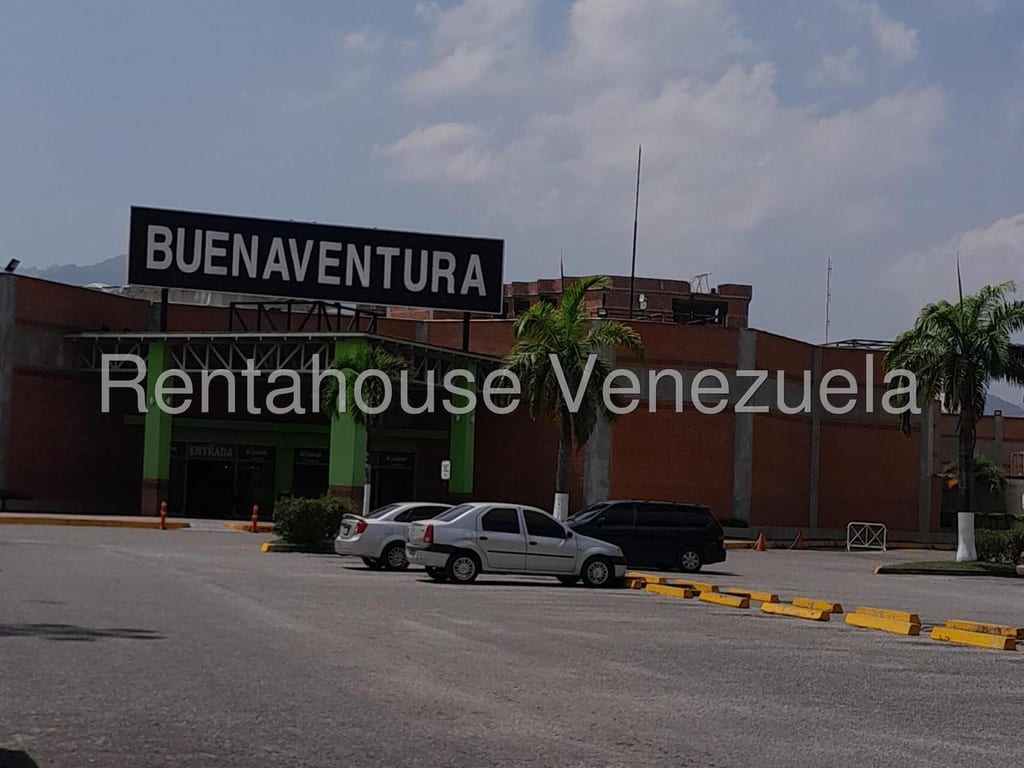 Local comercial en San Pedro, Guatire - 1