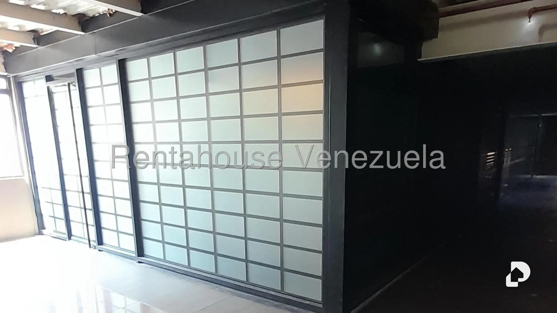 Local comercial en San Pedro, Guatire