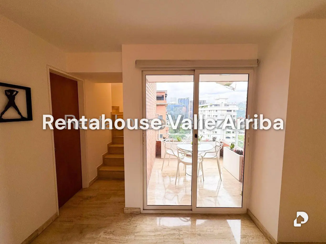 Apartamento en El Rosal, Caracas – 10