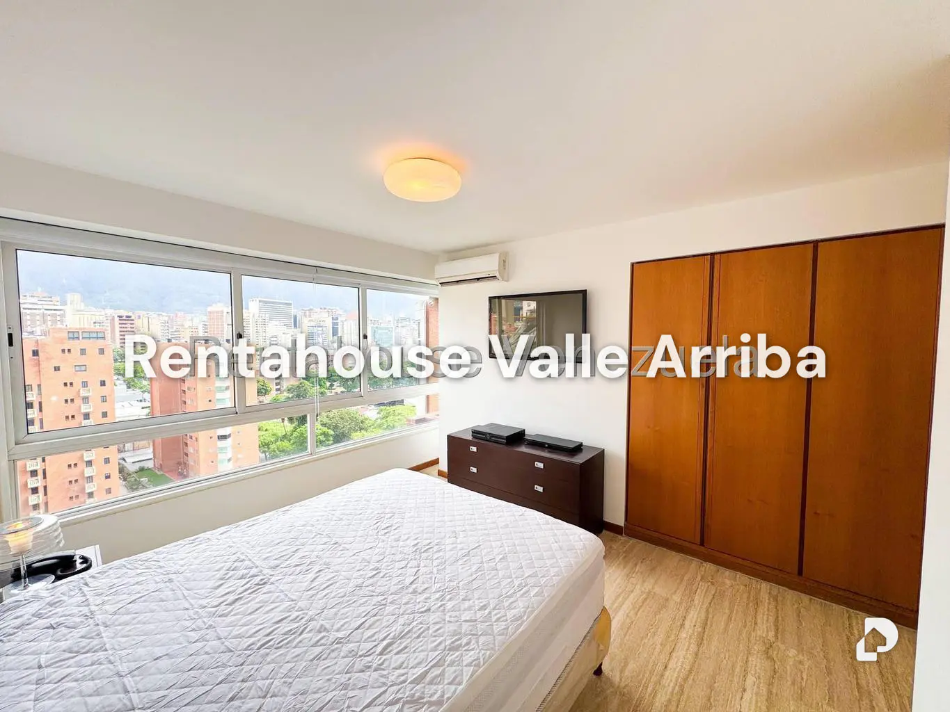 Apartamento en El Rosal, Caracas – 22