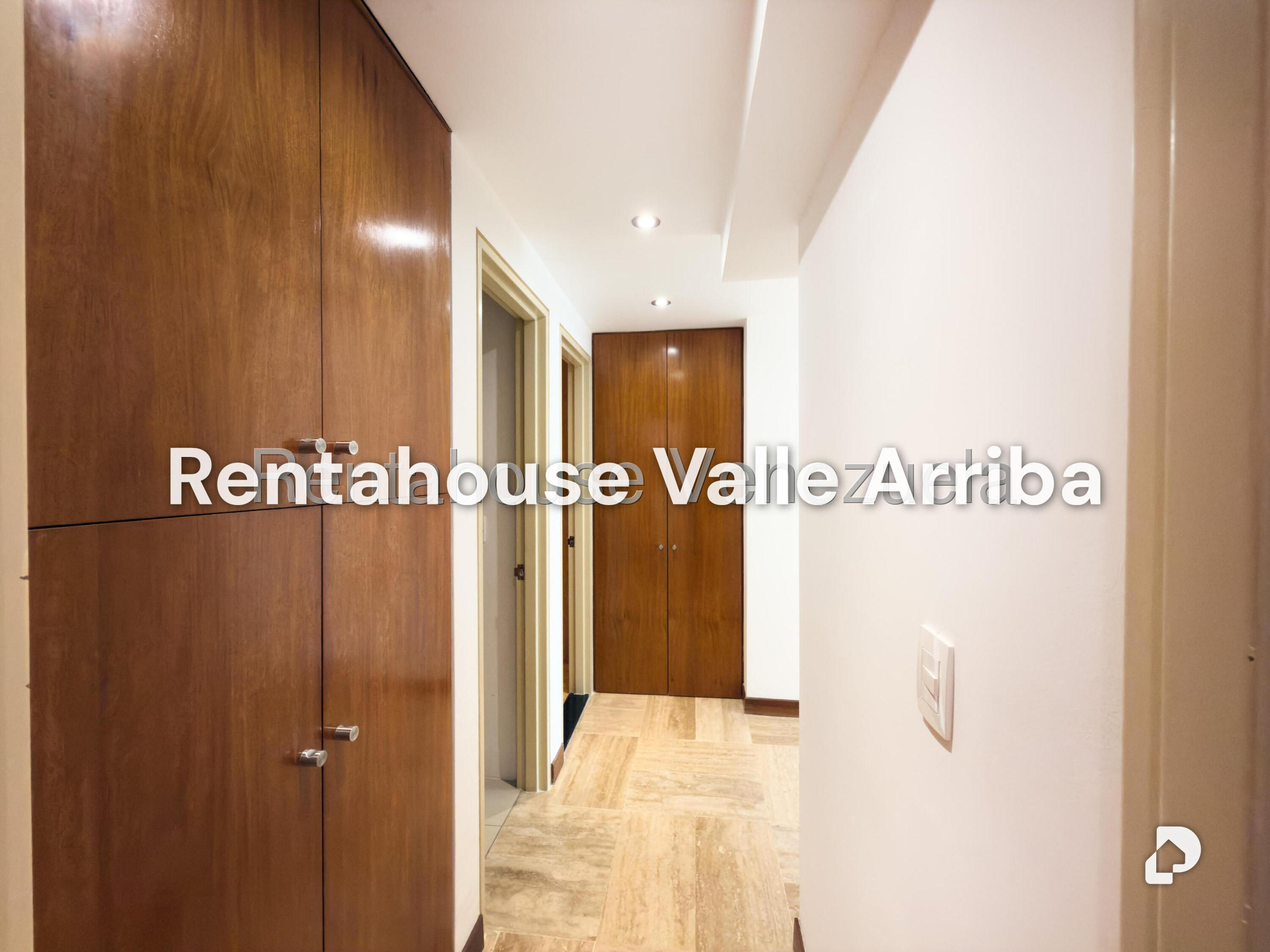 Apartamento en Lomas de Las Mercedes, Caracas – 25