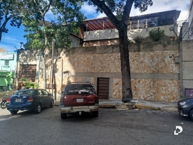 Oficina en Guaicaipuro, Caracas – 1