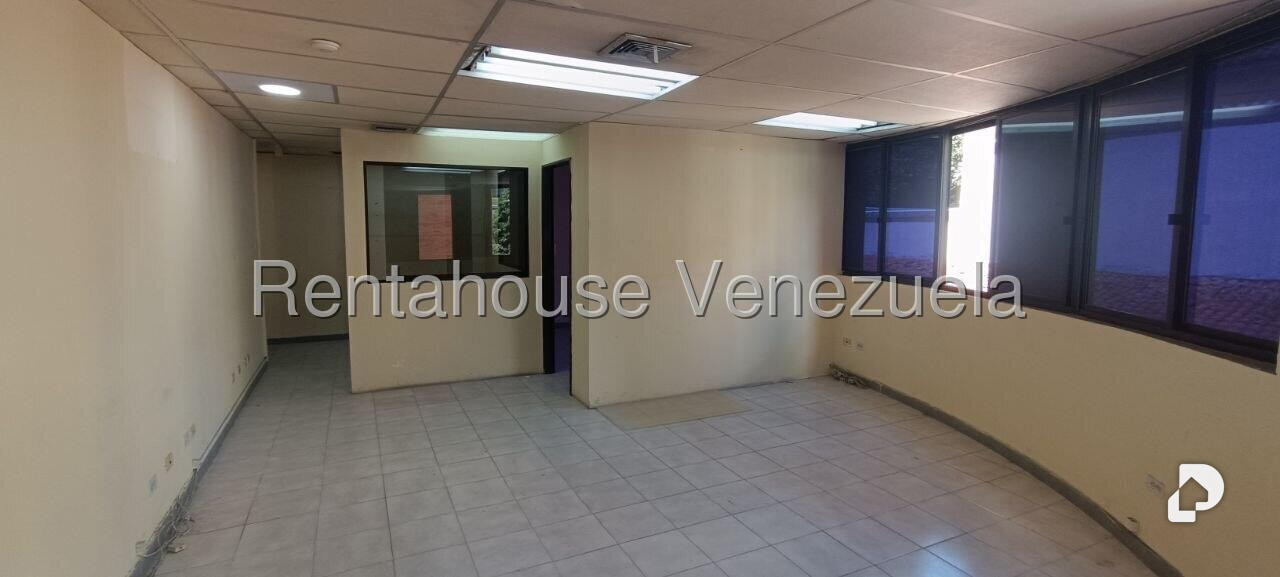 Oficina en Chacao, Caracas – 28