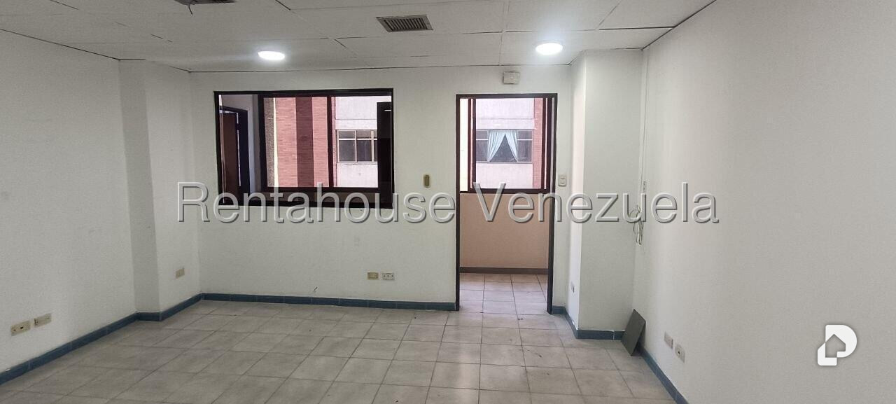 Oficina en Chacao, Caracas – 11
