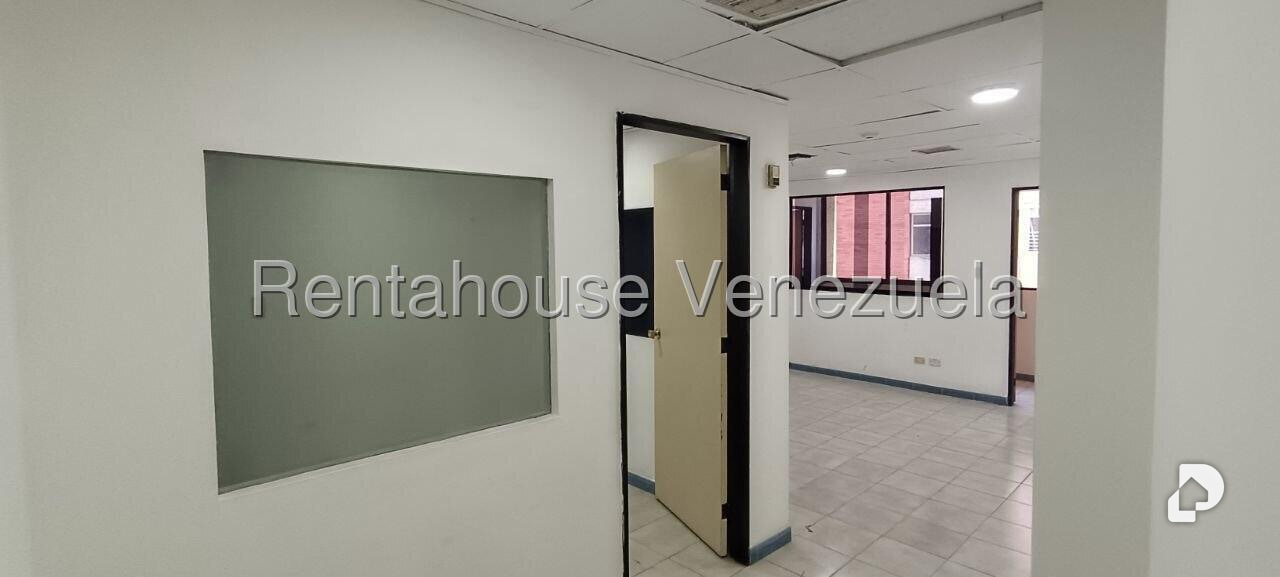 Oficina en Chacao, Caracas – 16
