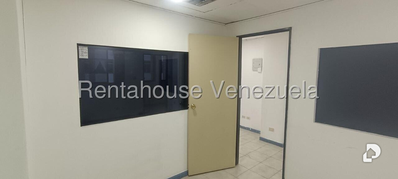 Oficina en Chacao, Caracas – 12