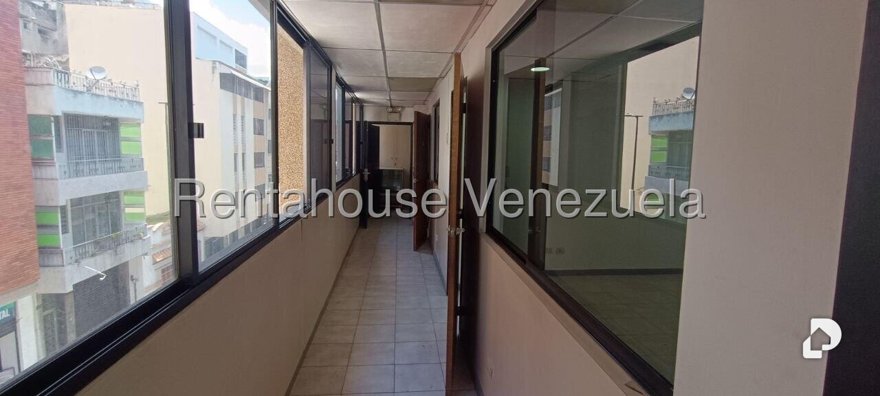 Oficina en Chacao, Caracas – 19