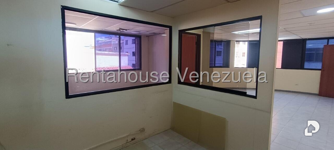 Oficina en Chacao, Caracas – 22