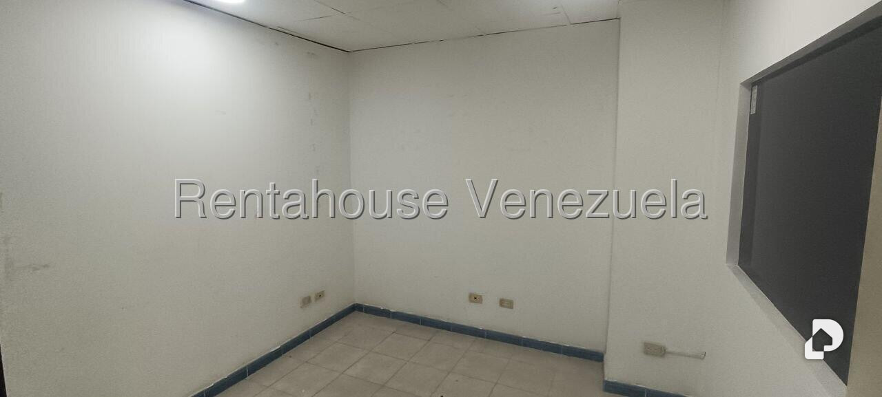 Oficina en Chacao, Caracas – 13