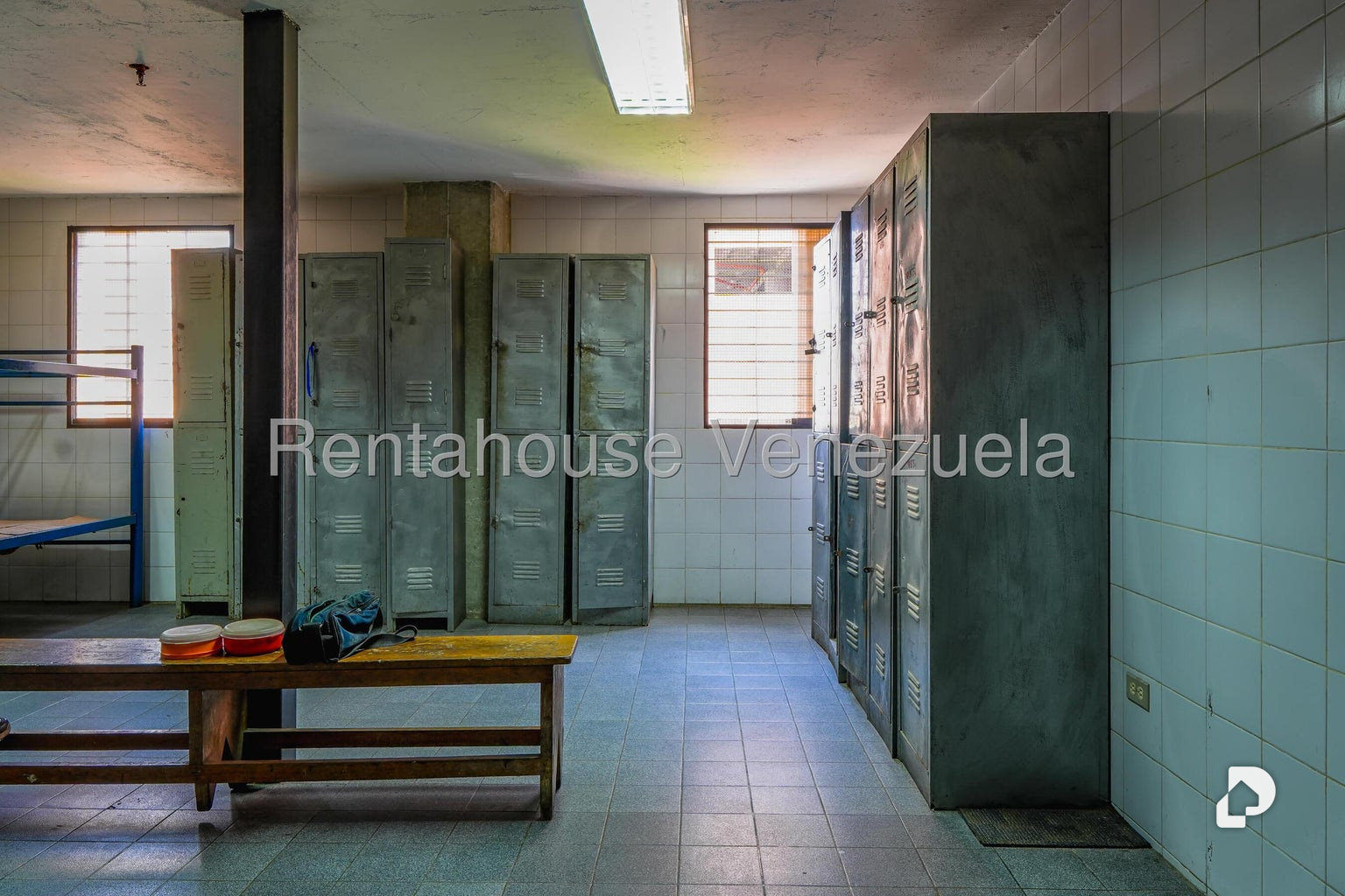Edificio en Piedra Azul, Caracas – 28