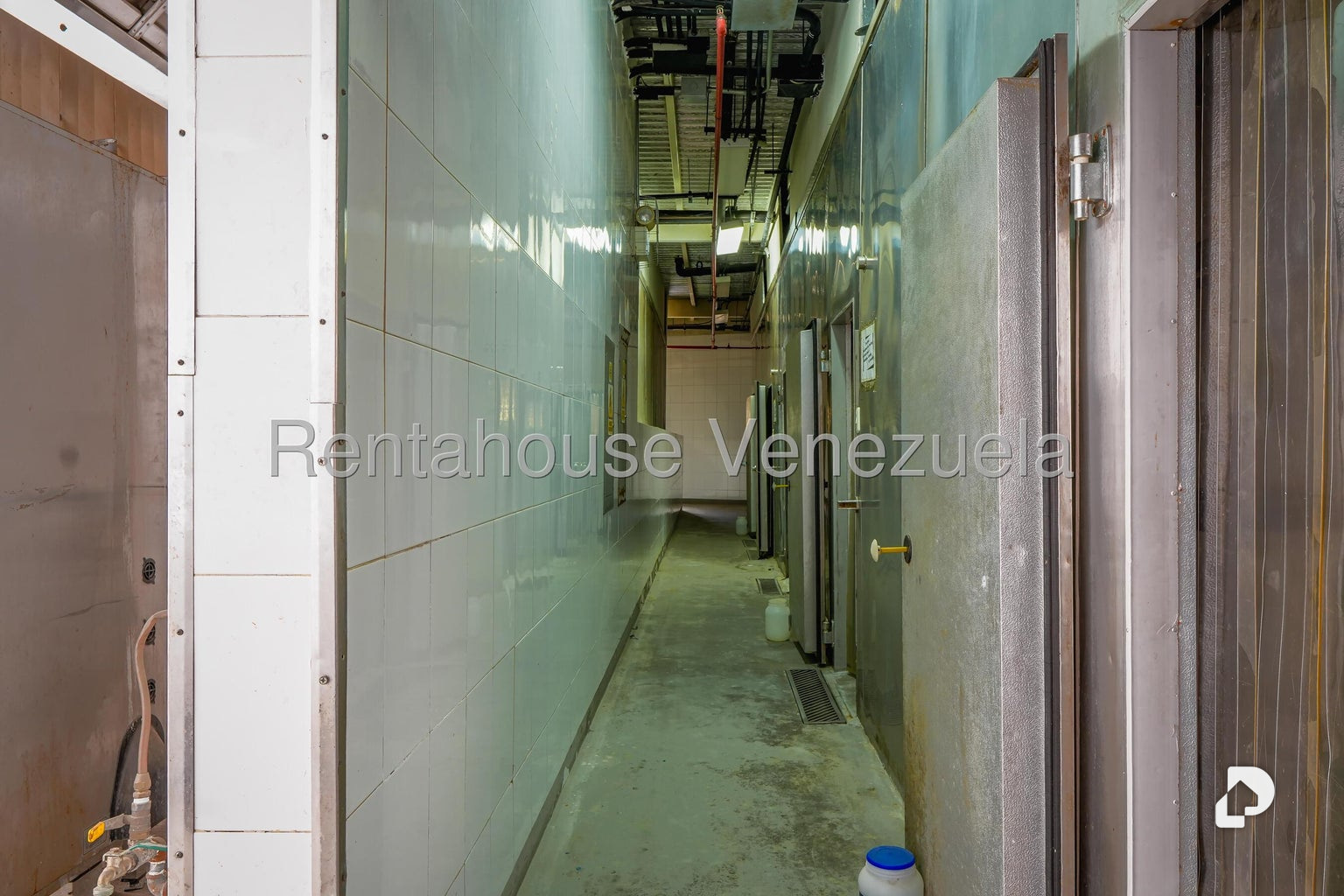 Edificio en Piedra Azul, Caracas – 13