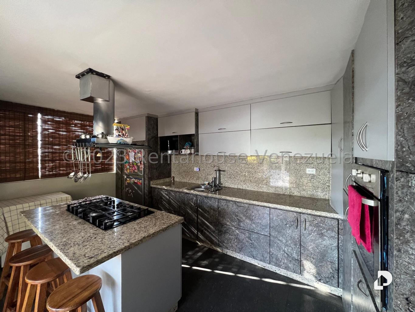 Apartamento en Colinas de La Tahona, Caracas