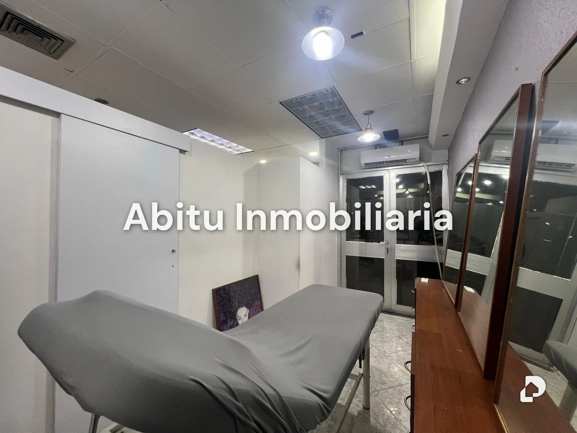 Commercial space in Santa Rosa de Lima, Caracas – 4