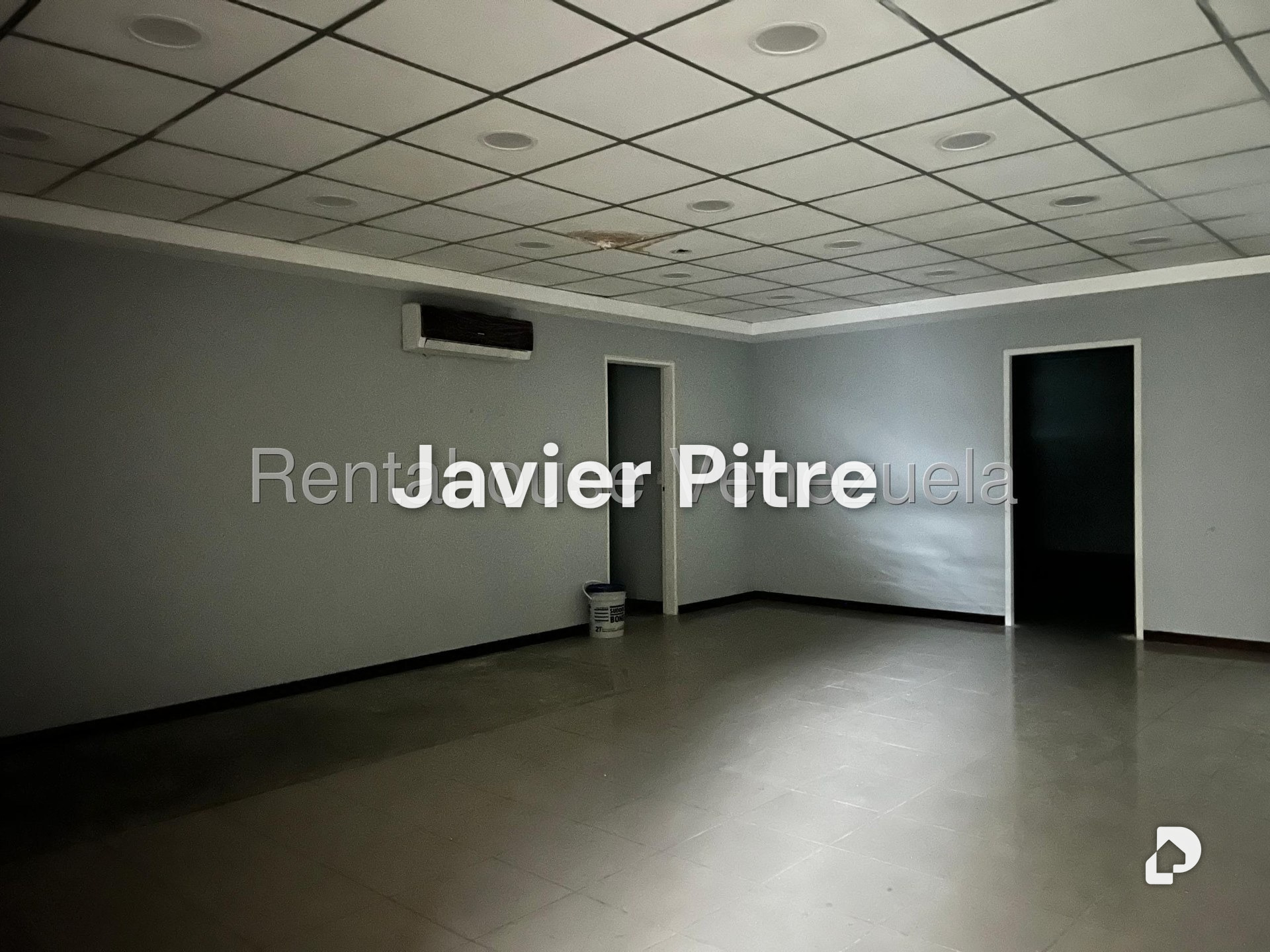Local comercial en La California Norte, Caracas – 11
