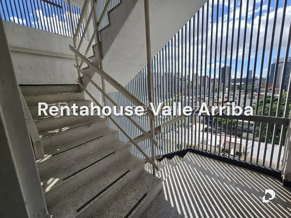 Local comercial en Bello Monte, Caracas – 14