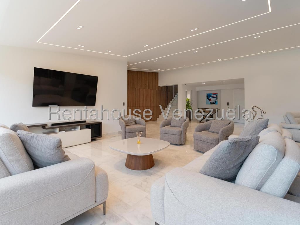 Penthouse en Las Esmeraldas, Caracas - 1