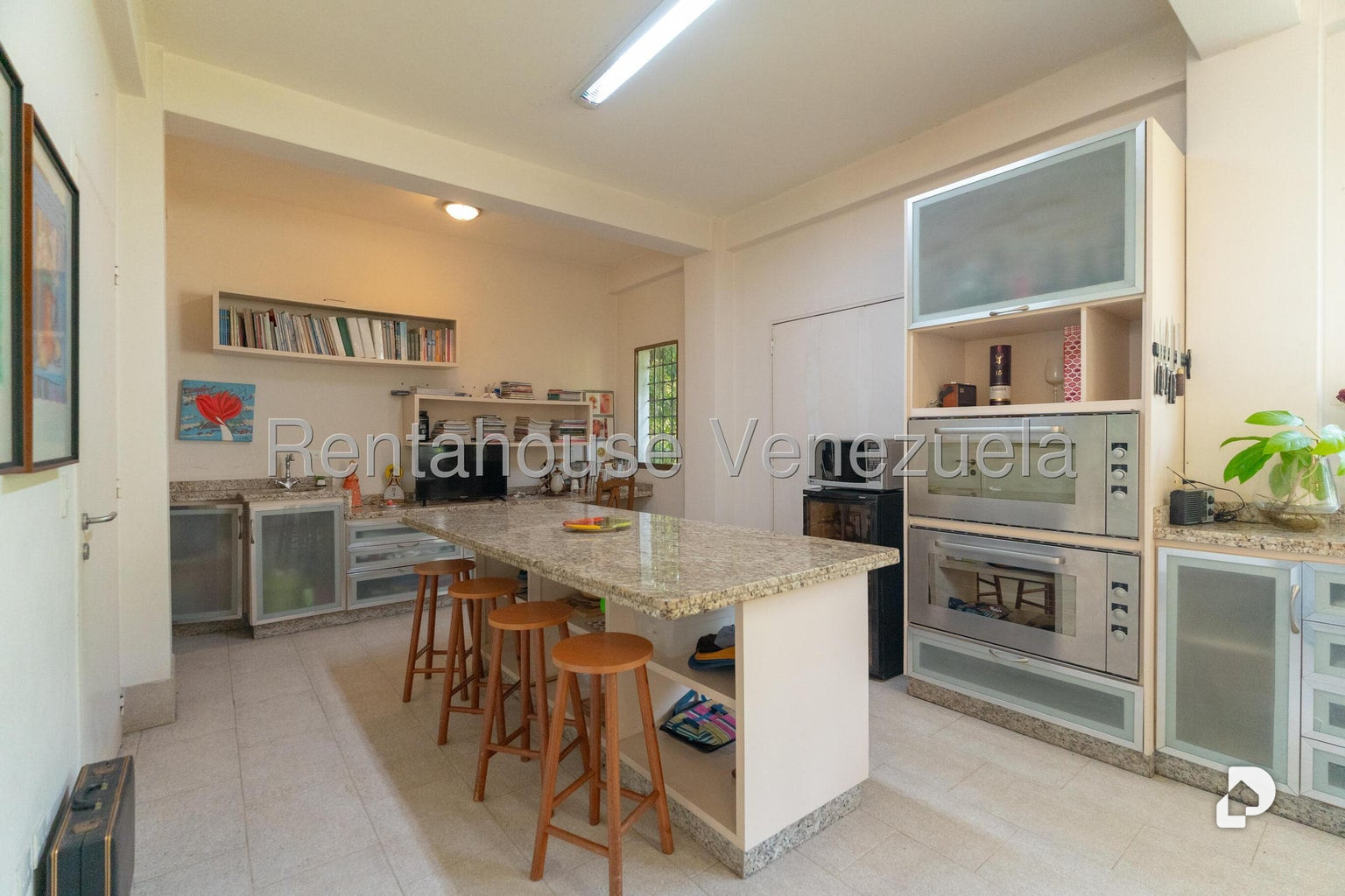 House in Miranda, Caracas – 19