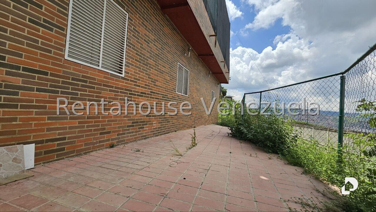 Casa en Cumbres de Curumo, Caracas – 7