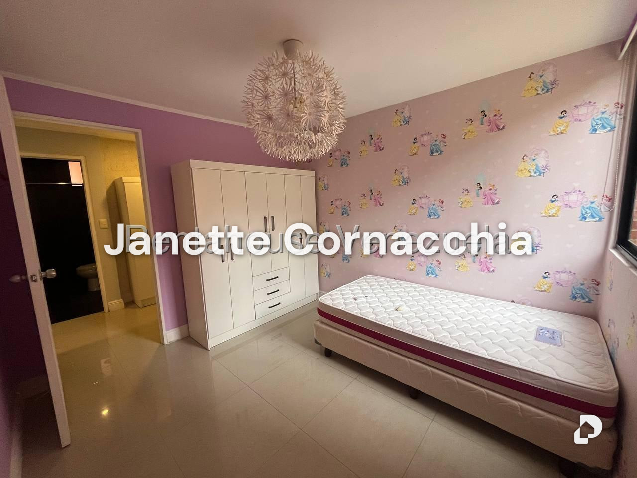 Apartamento en Colinas de La Tahona, Caracas