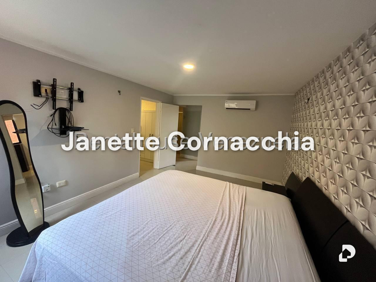 Apartamento en Colinas de La Tahona, Caracas