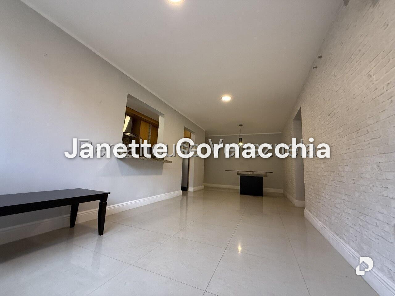 Apartamento en Colinas de La Tahona, Caracas