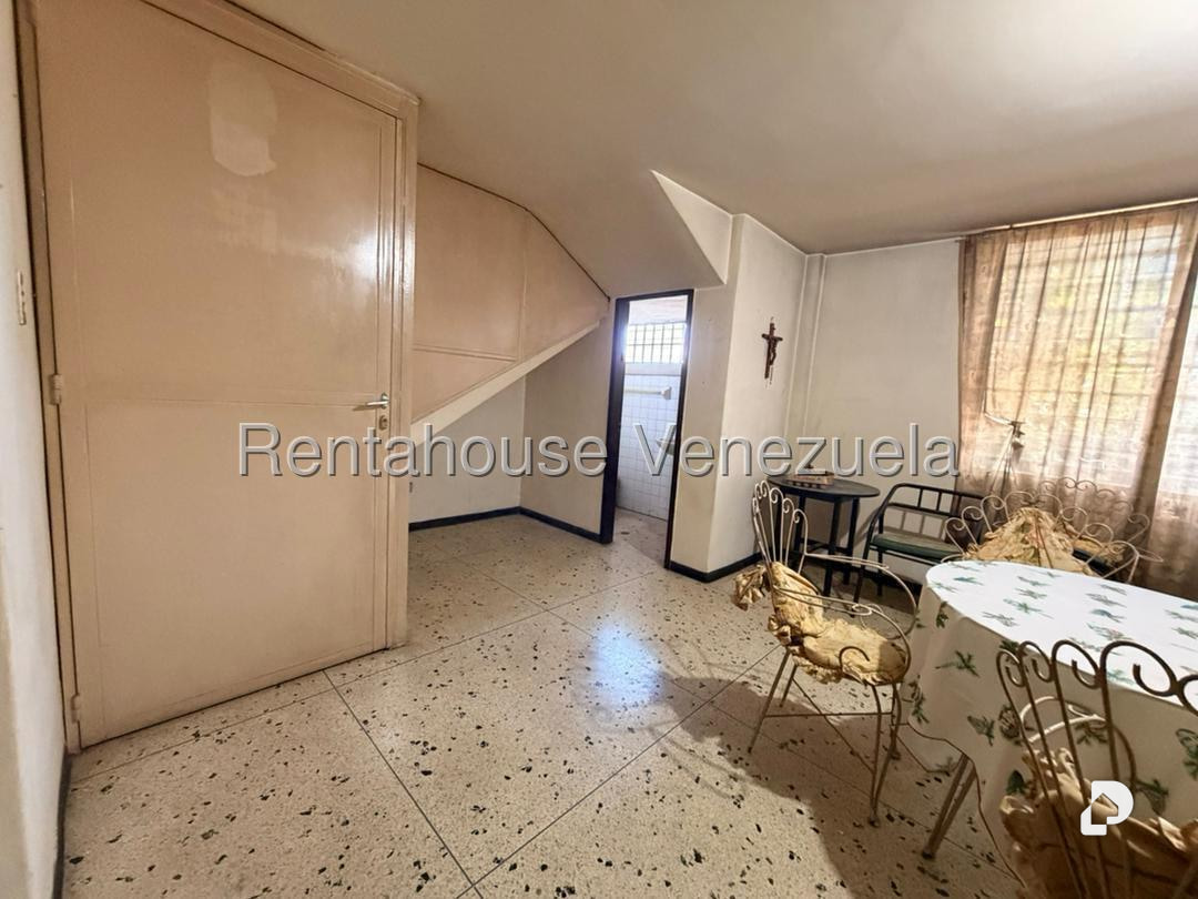 Casa en La Trinidad, Caracas – 15