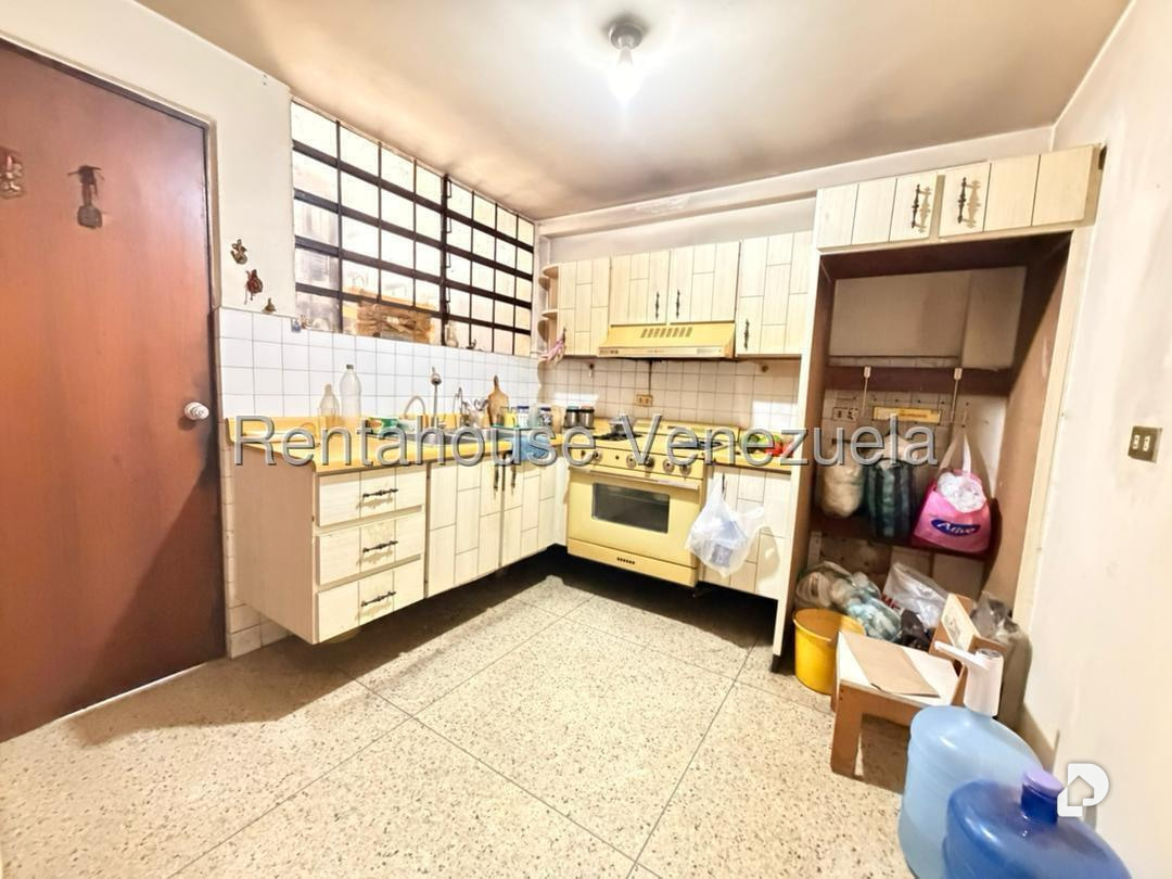 Casa en La Trinidad, Caracas – 14