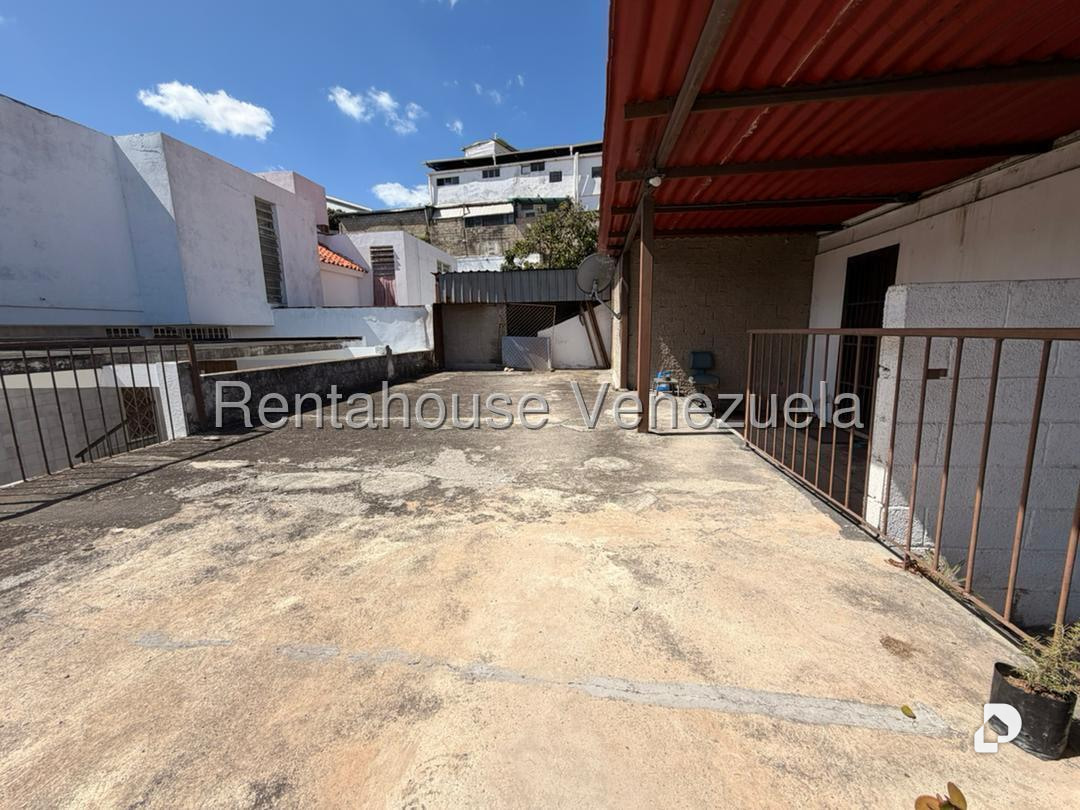 Casa en La Trinidad, Caracas – 6