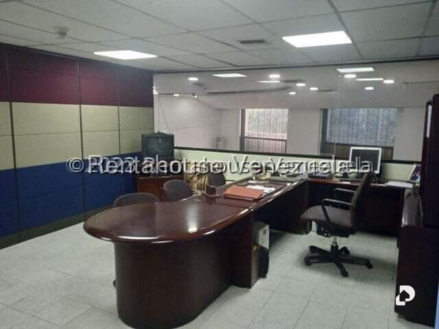 Local comercial en La Urbina, Caracas