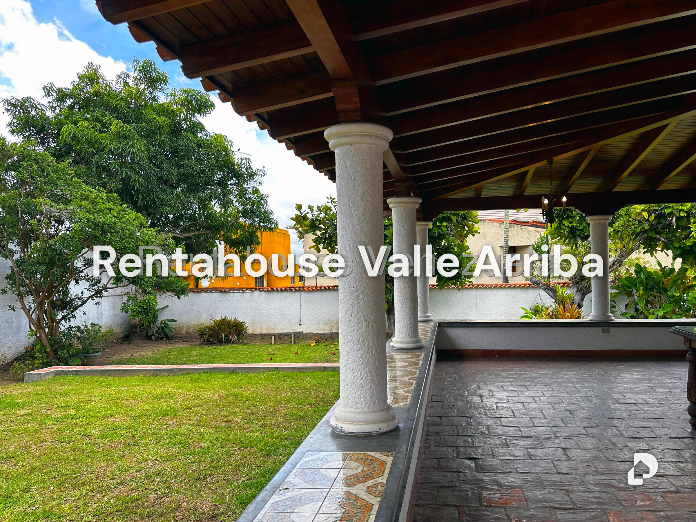 Casa en La Lagunita Country Club, Caracas – 2