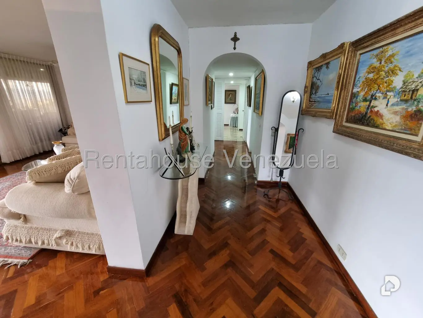 Apartamento en Los Naranjos (del Cafetal), Caracas – 23