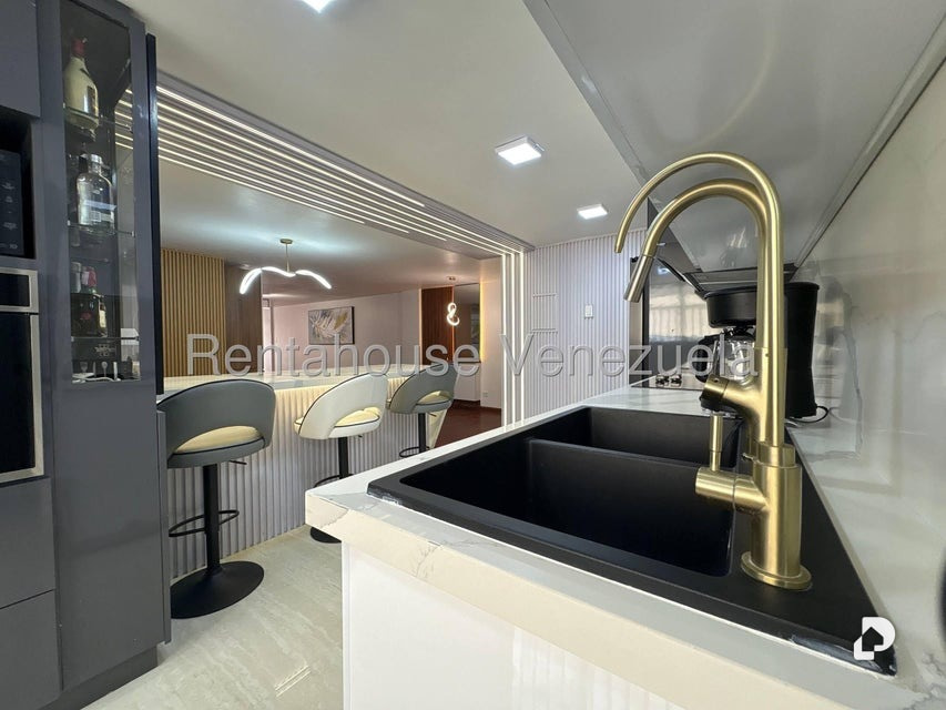 Apartamento en Cumbres de Curumo, Caracas – 5