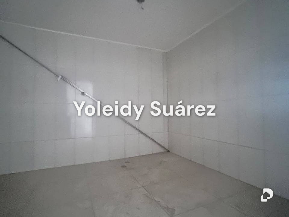Local comercial en Los Guayos – 13