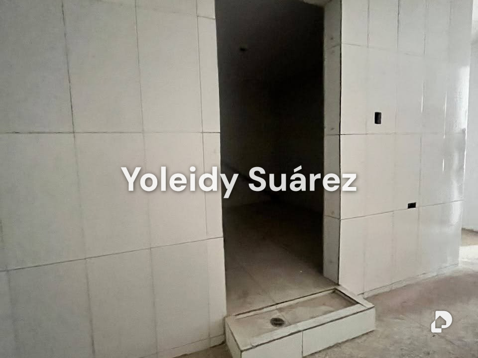 Local comercial en Los Guayos – 15