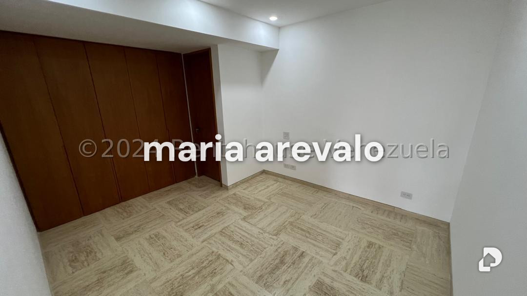 Apartment in Las Mercedes, Caracas – 16