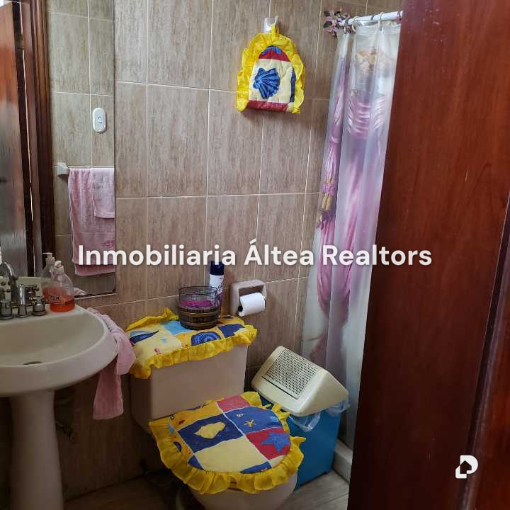 Casa en Prados del Este, Caracas – 15
