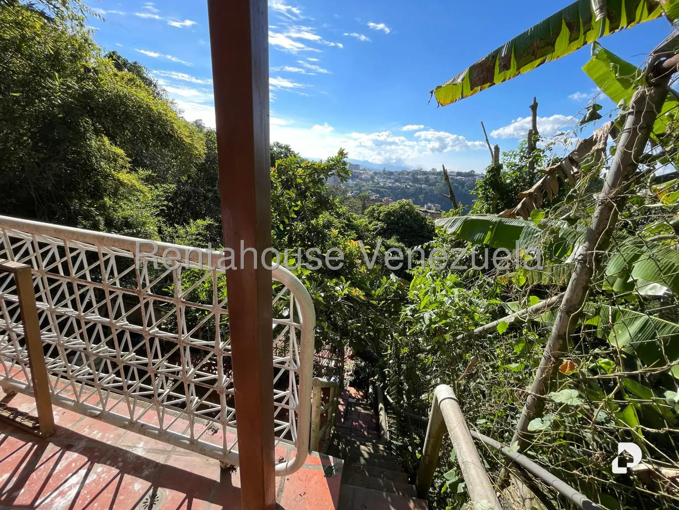 Casa en Los Naranjos (del Cafetal), Caracas – 19