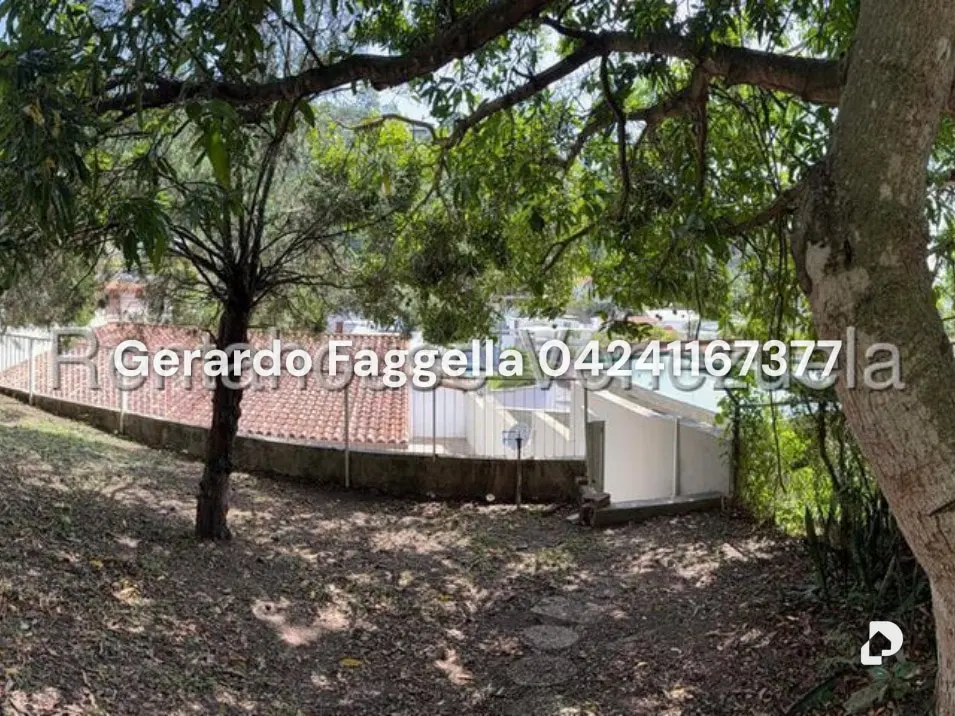 Casa en Prados del Este, Caracas – 26