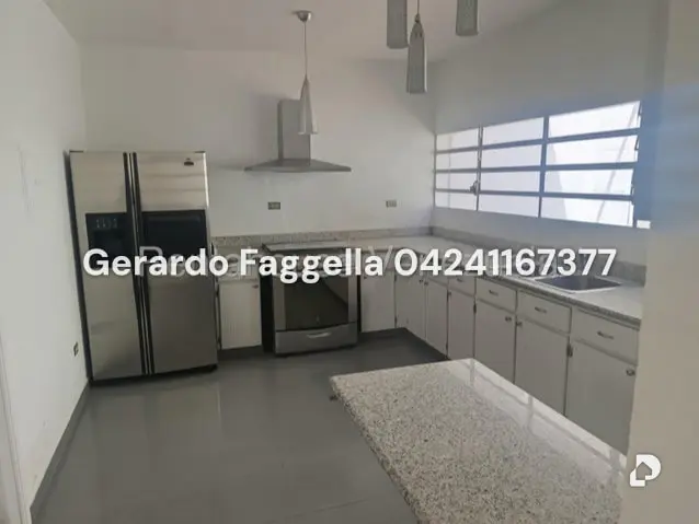 Casa en Prados del Este, Caracas – 11