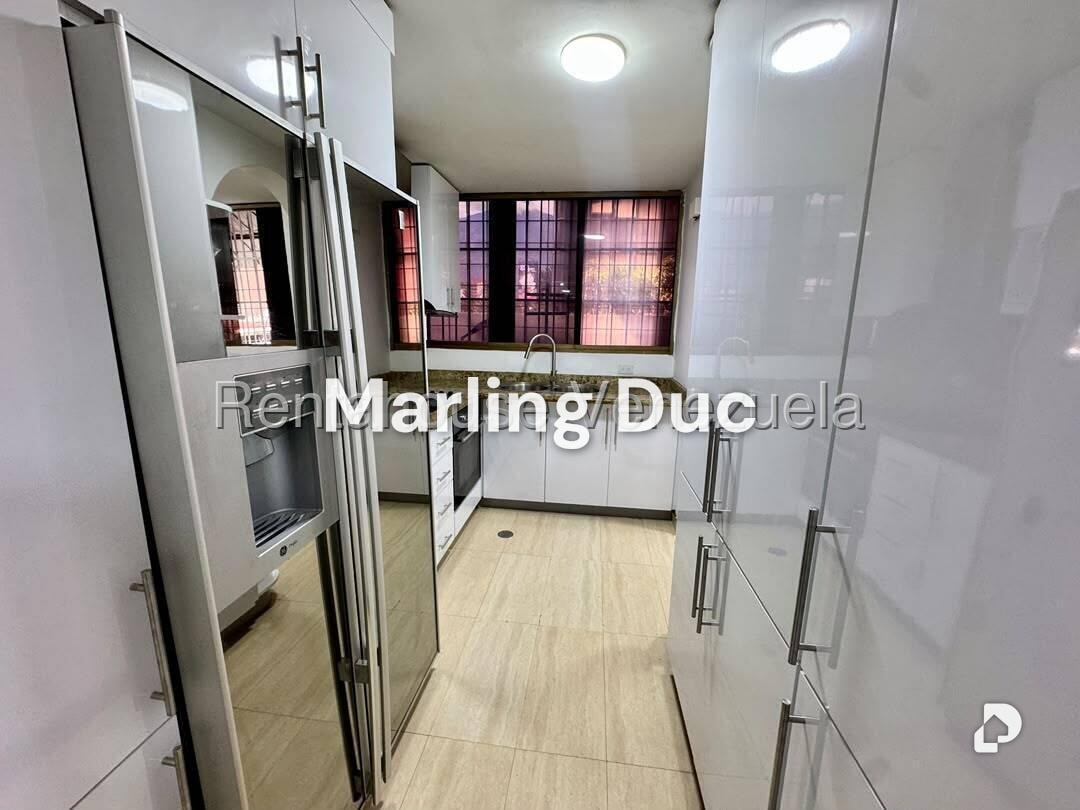 Apartamento en Las Mercedes, Caracas – 6