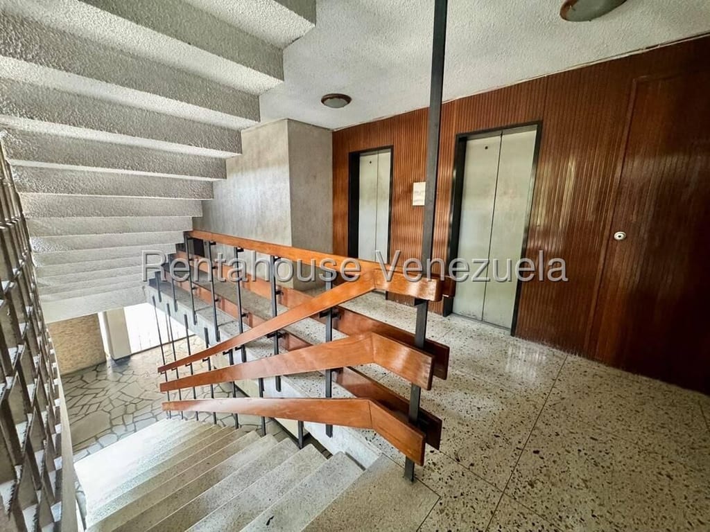 Apartment in Las Mercedes, Caracas - 1